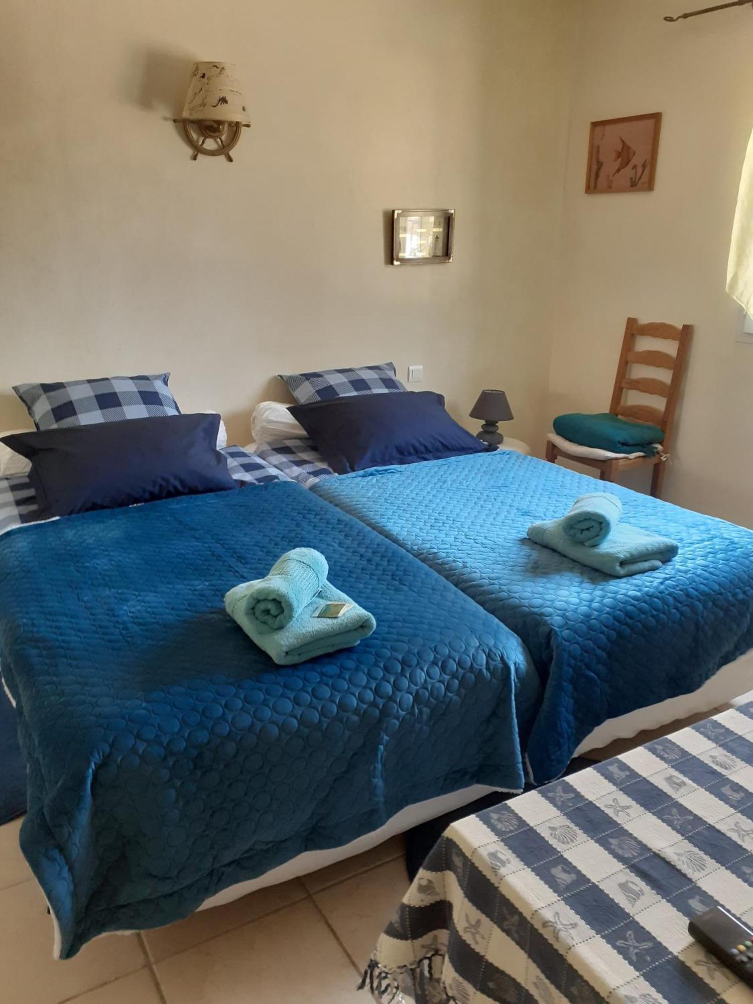 몬투르 La Maison De Jenny B&B 외부 사진