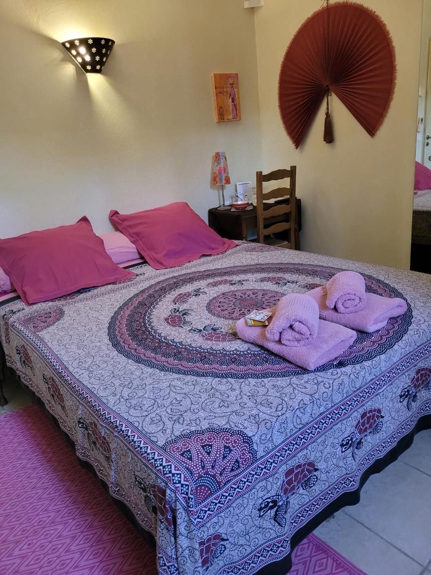 몬투르 La Maison De Jenny B&B 외부 사진